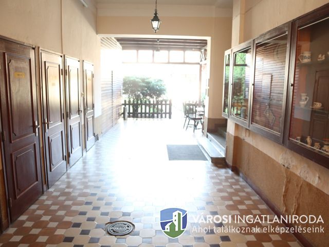 Eladó szálloda Hódmezővásárhelyen, és még bővíthető is!