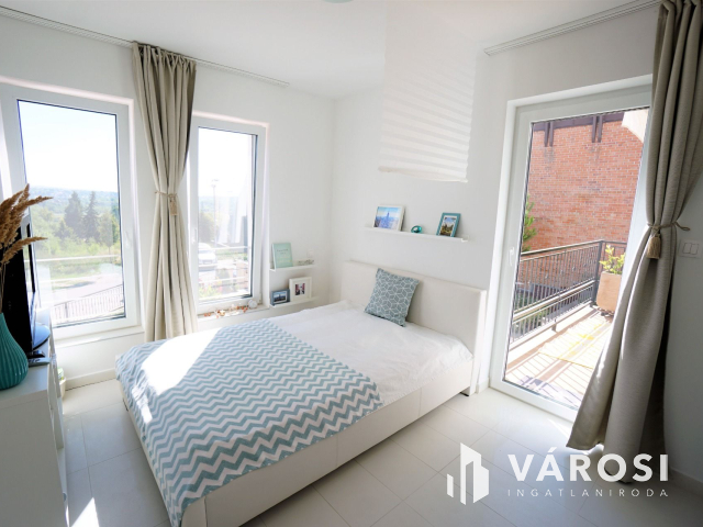 A lehetőségek tárháza Hévíz "Rózsadombján"