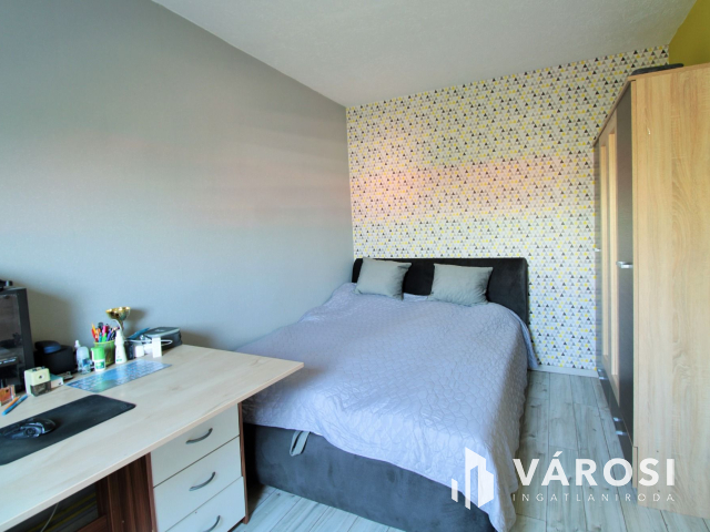 Nagy lakás a Centernél