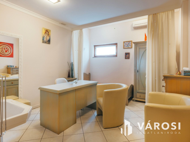 Orvosi komplexumnak is kiváló ingatlan eladó a belvárosban