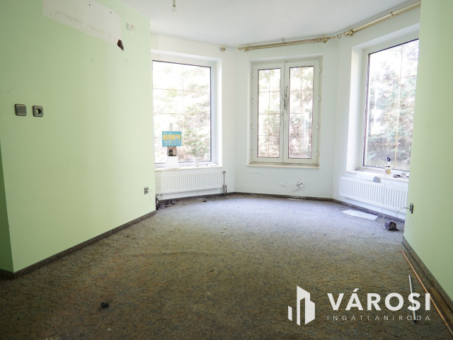 Miklósfán lehetőségekben gazdag, egyedi családi ház