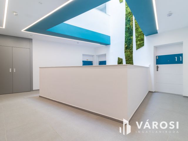 Bútorozott Luxuslakás Balatonföldváron – Azonnal költözhető