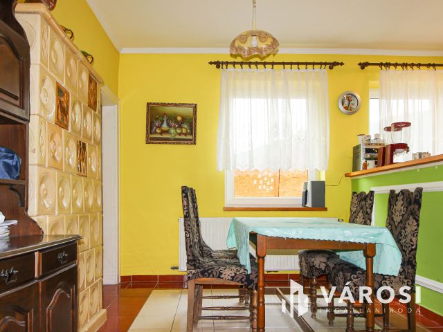 Napellemes ház Dömösön, elérhető áron