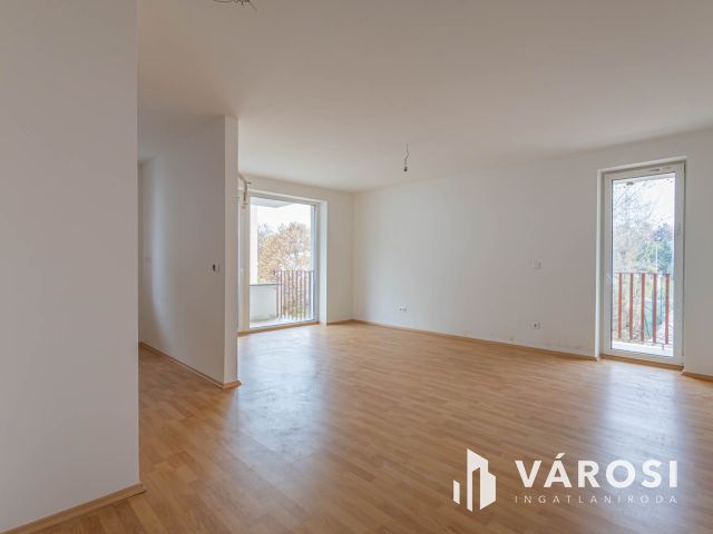 Kulcsrakész lakás Péterhegyen C-F-2