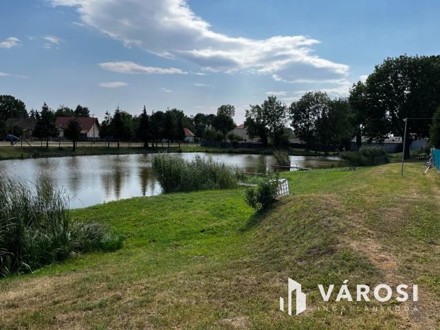 Simaság belterületi horgásztó,engedélyekkel6000m2 eladó!