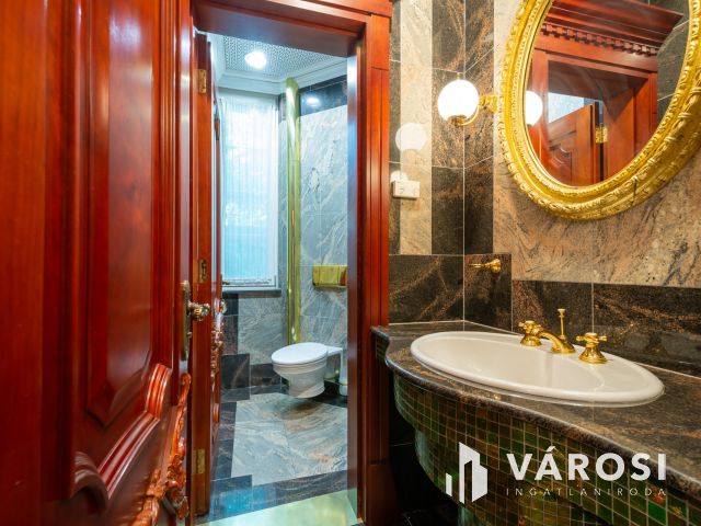 Exkluzív Villa a Rózsadombon