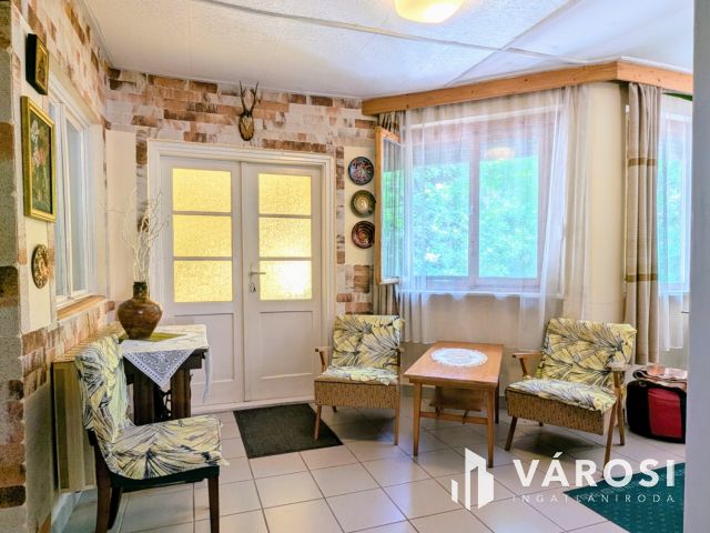 Családi ház gyönyörű kerttel!