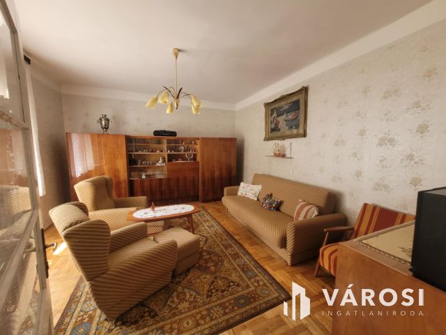 Kertvárosi családi ház