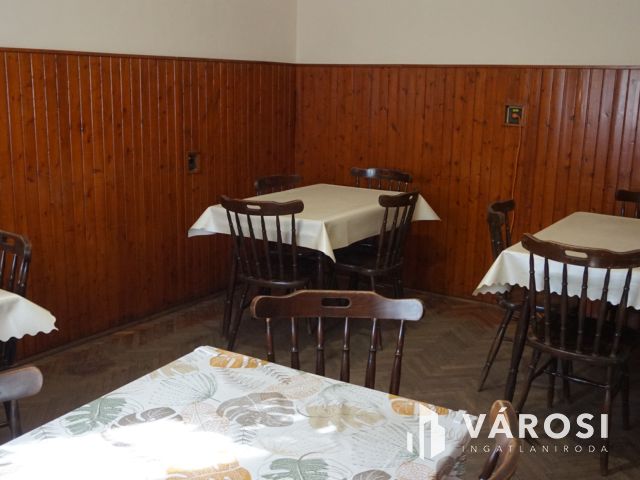 Takaros családi ház Tarjánban