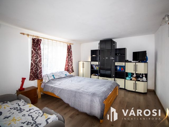 Felújított tanya Békéscsaba mellett,földdel együtt