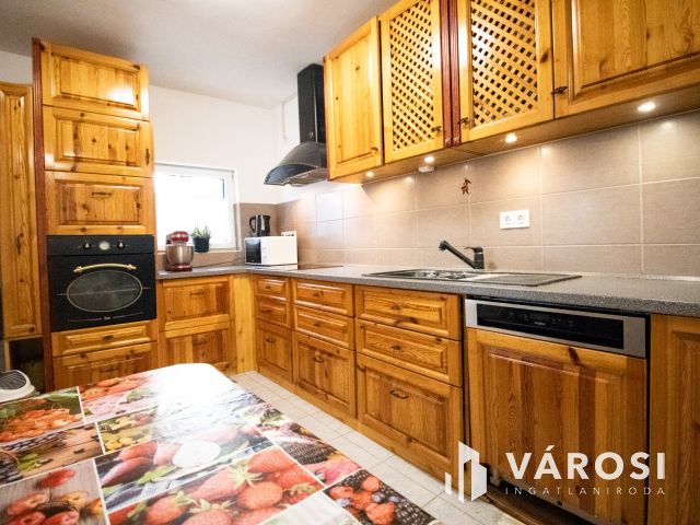 Felújított tanya Békéscsaba mellett,földdel együtt