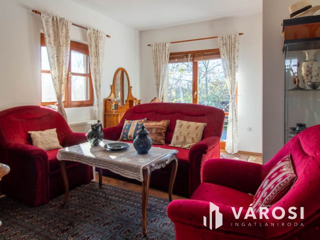 A múlt hangulata, a jelen kényelme Tinnyén