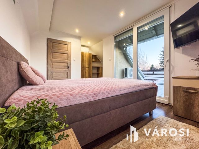 Tökéletes otthon a természet ölelésében