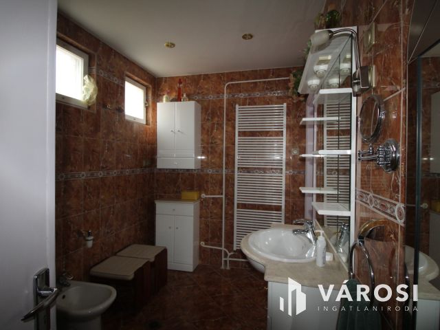 5 szobás ház Celldömölkön