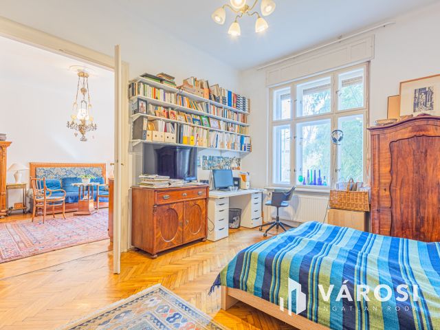 Gyönyörű nagypolgári lakás eladó