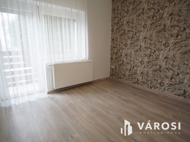 Minőségi, igényesen felújított Sorházi lakás!