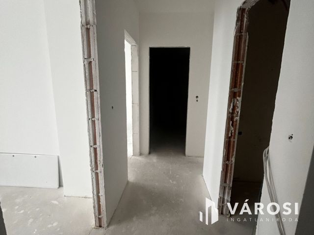 Újpest központban eladó egy új modern tágas otthon