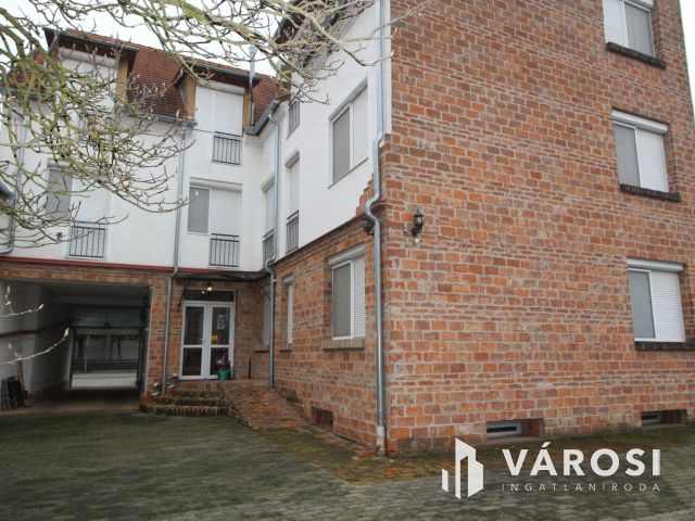 Apartmanház Sárváron, a fürdőhöz és belvároshoz közel