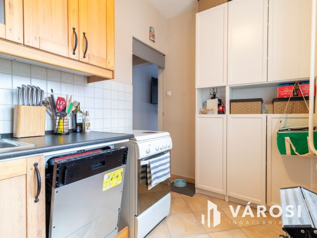 Eladó 2+1 félszobás lakás Óbudán