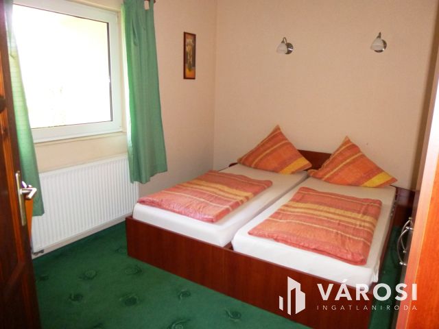 Zalakaroson, 25 szobás Családi ház, Apartmanház!