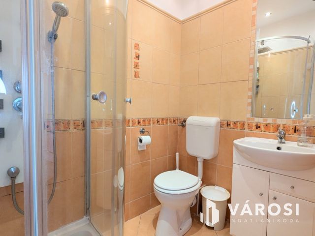 Tökéletes családi otthon a kertvárosban!