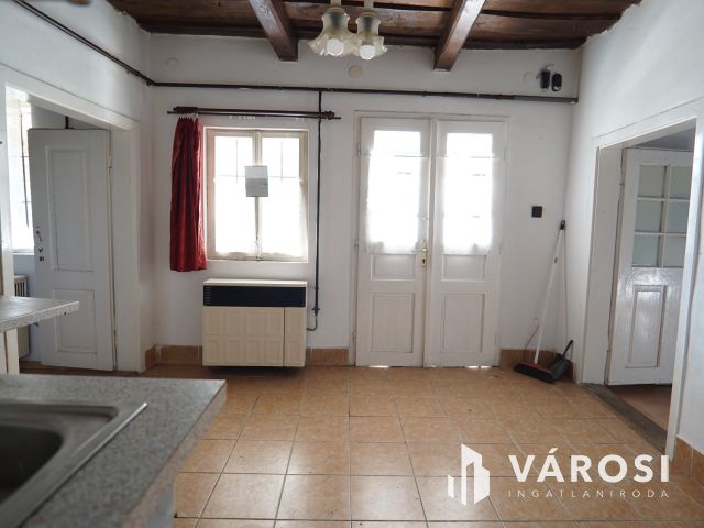 Zalakaroson családi kis családi ház kis udvarral