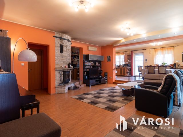 Tágas mediterrán otthon Siófok-Fokihegyen