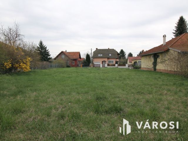 Az egyik utolsó belterületi telek Bükfürdőtől 8 percre Góron