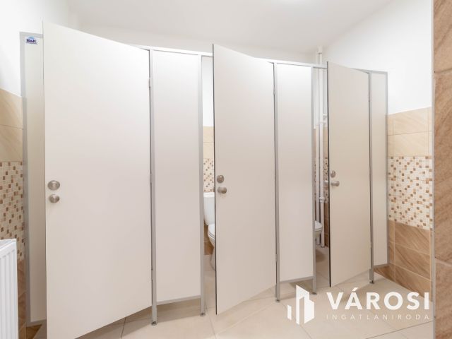 32 m2-es, földszinti iroda kiadó Fáy utcai irodaépületben