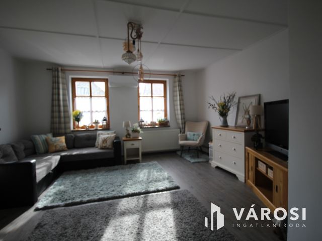 Felújított lakóház és apartmanok Bükön