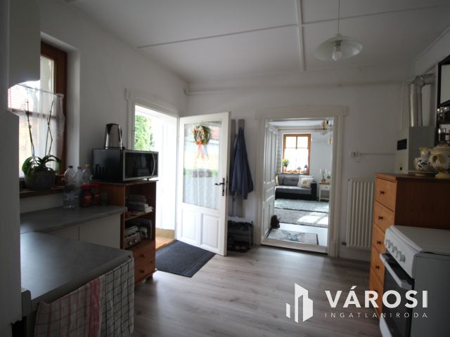 Felújított lakóház és apartmanok Bükön