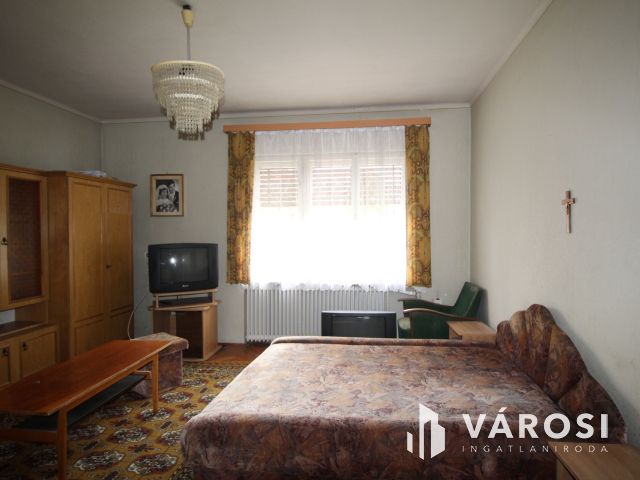 Nagyszerű családi otthon Csepregen!