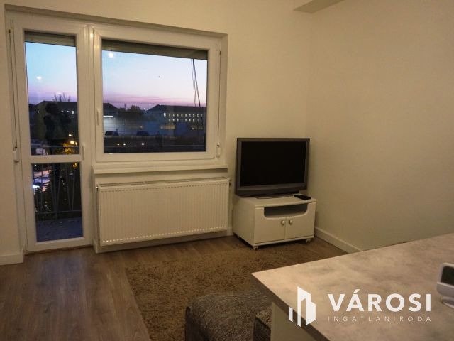 Tömegközlekedés centrumában