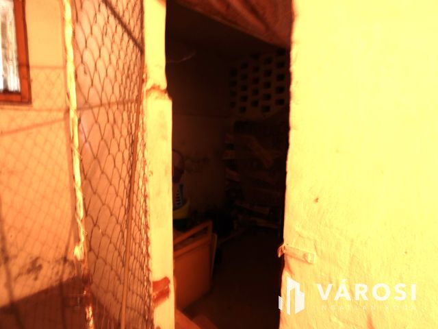 Praktikus elosztású tégla lakás saját pincével